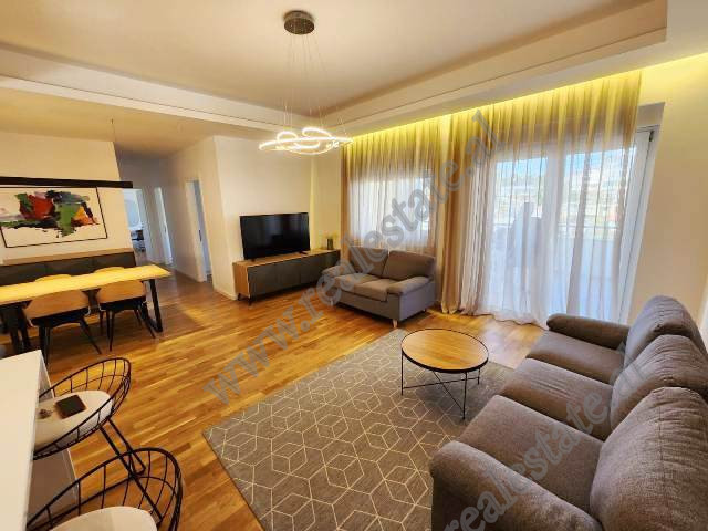 Apartament modern 3+1 me qira ne zonen e Saukut ne Tirane